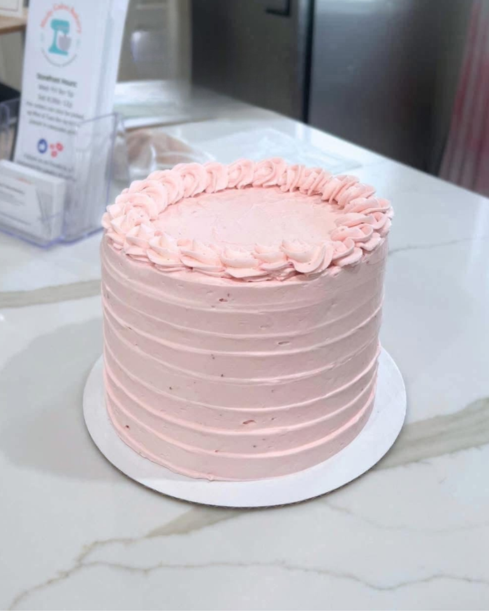 Standard Cakes & Cupcakes