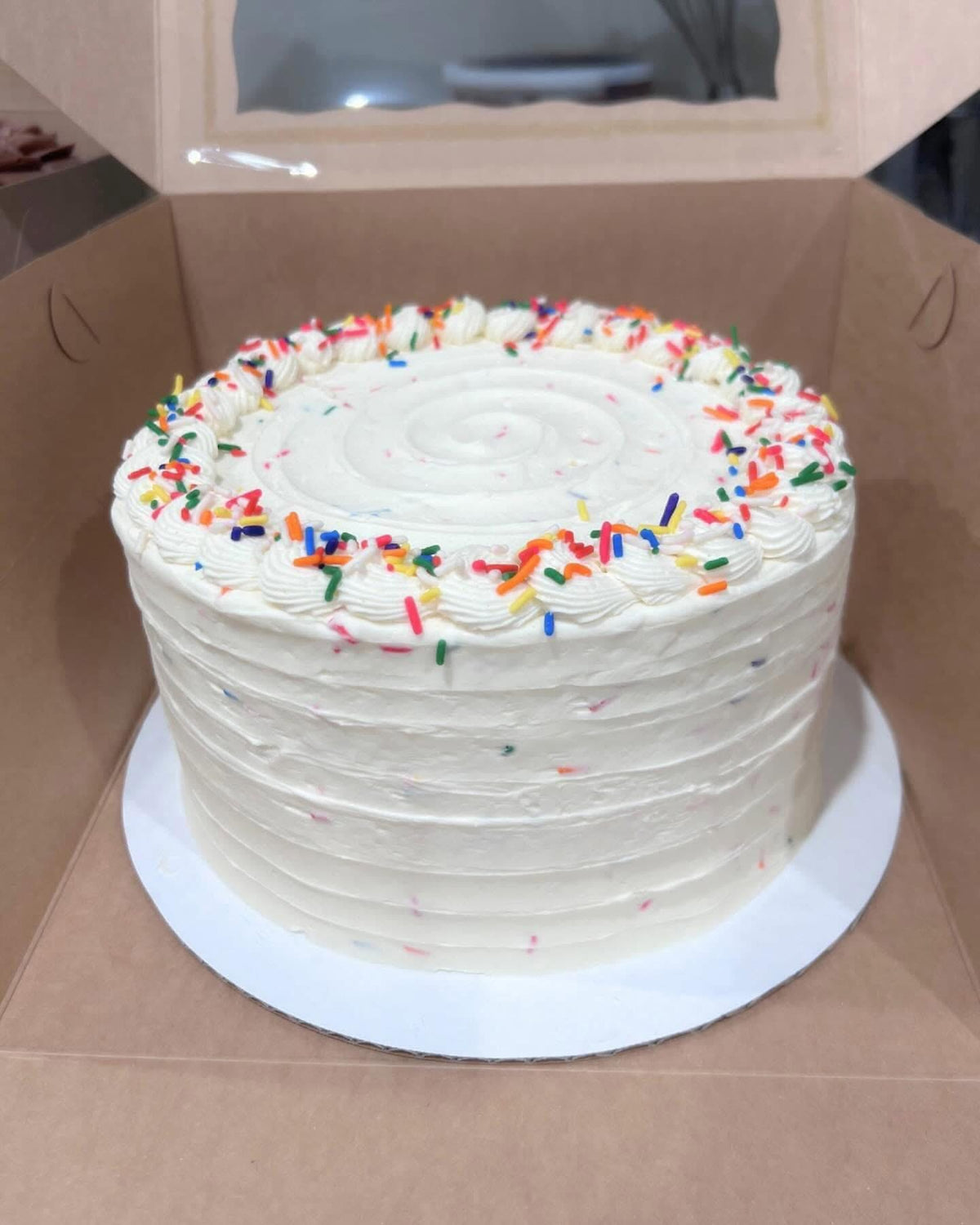 Cheesecake Cake | 2 Cake Layers + 1 Cheesecake Layer | Multiple Flavors