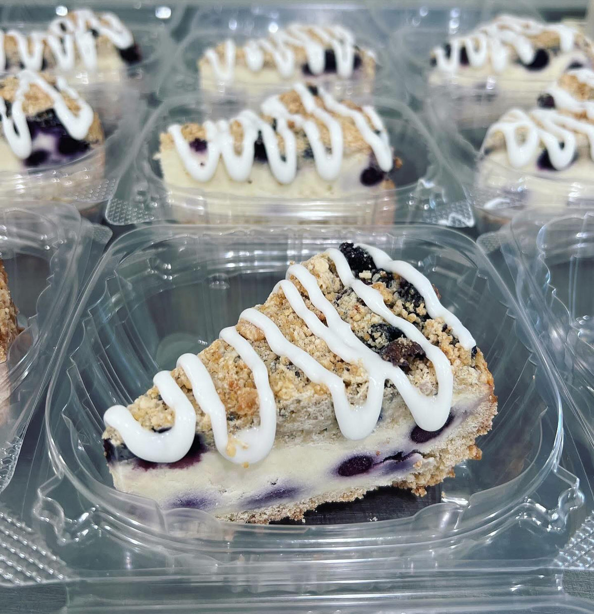 Blueberry Crumble Cheesecake