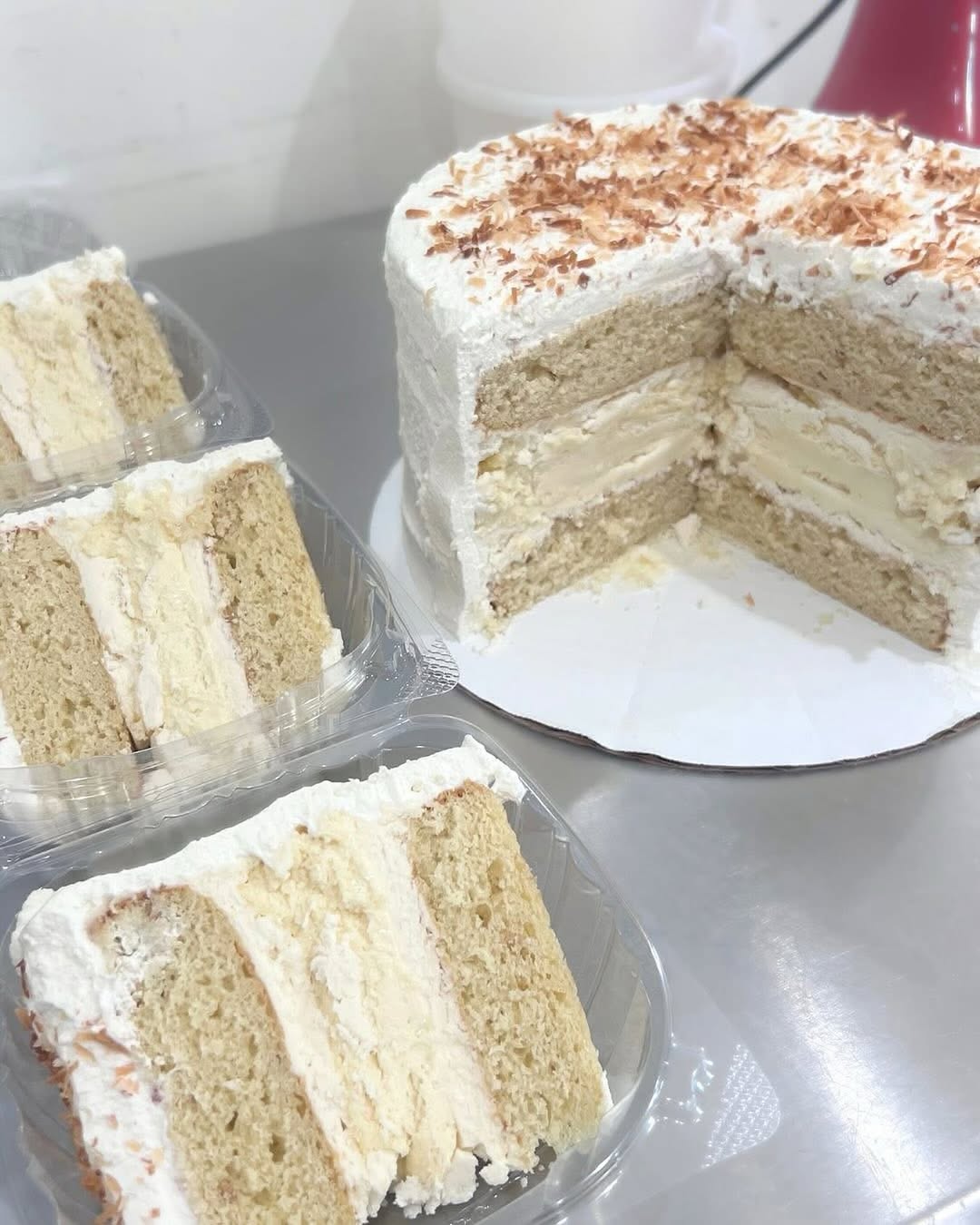 Cheesecake Cake | 2 Cake Layers + 1 Cheesecake Layer | Multiple Flavors