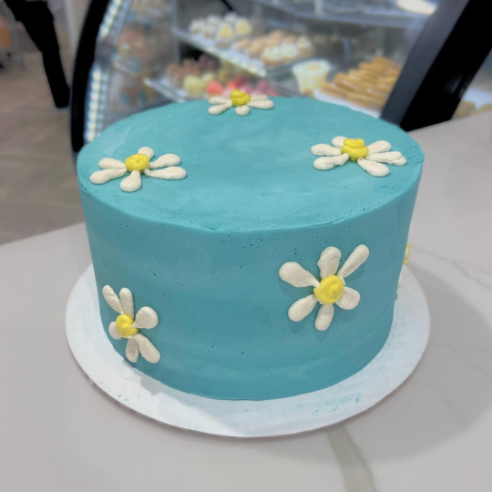 Daisies Cake - custom