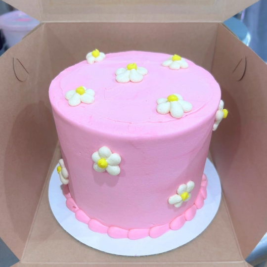 Daisies Cake - custom
